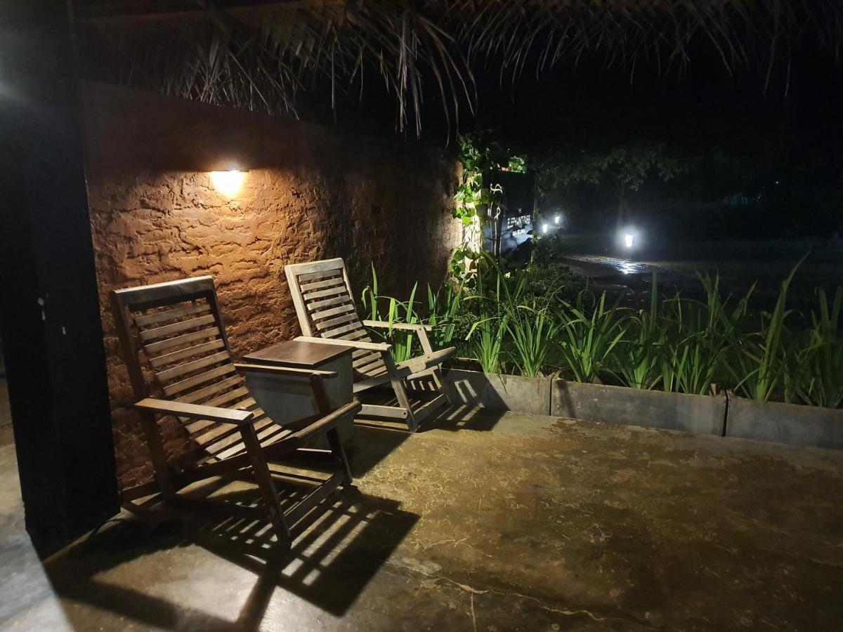 The Elephant Pass - Yala Tissamaharama Exterior photo